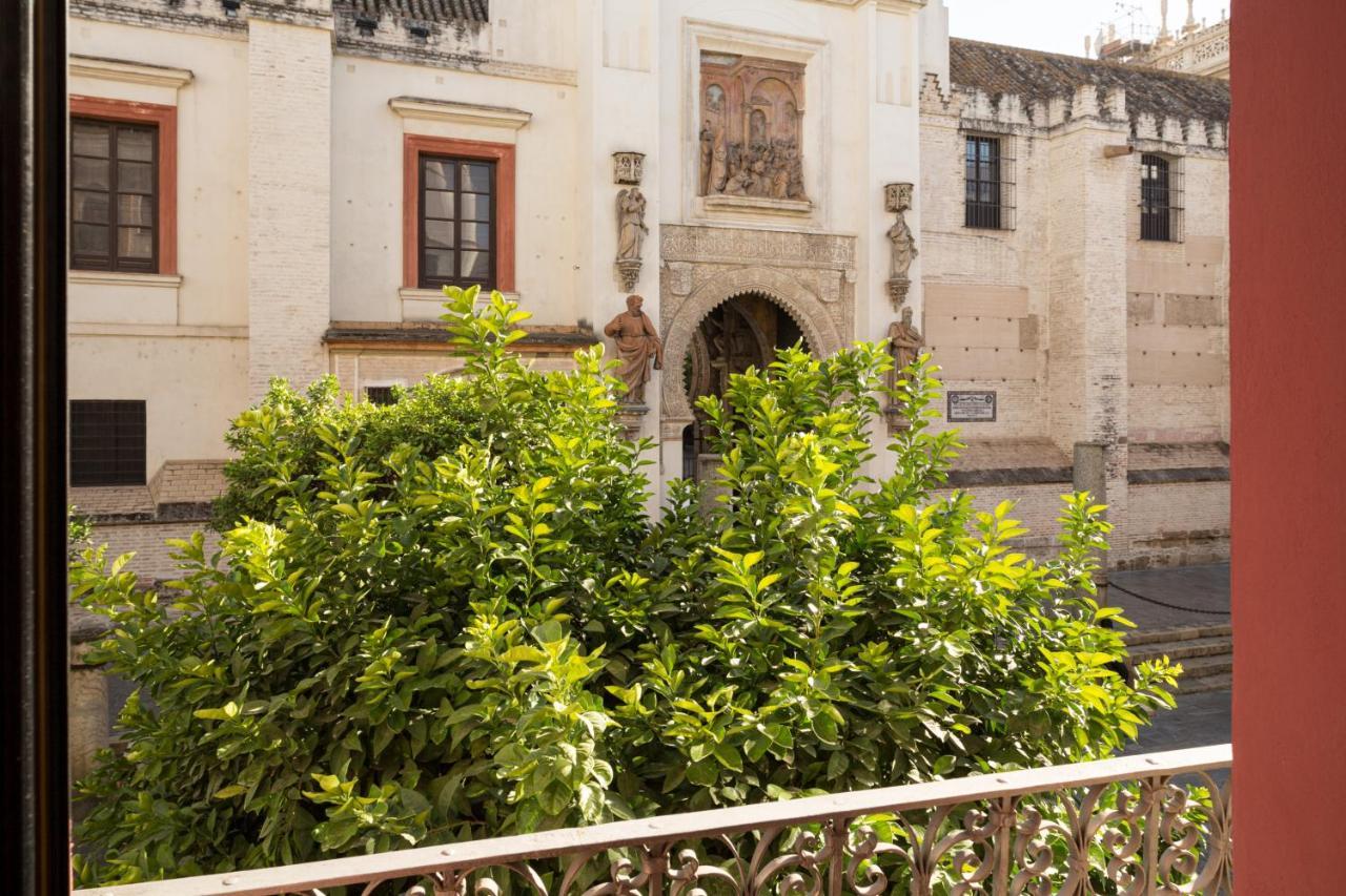 Puerta Catedral Apartments Sevilla Eksteriør billede